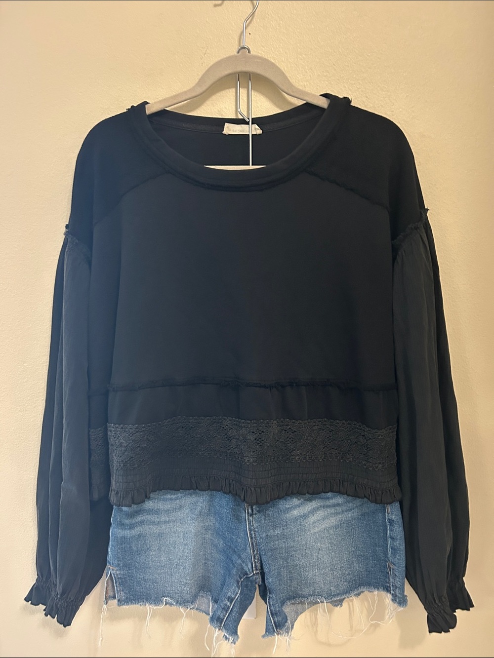 Eesome Black Lace-Trim mixed media sweatshirt